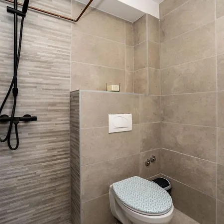 Villa Ivanovi Dvori *