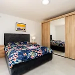 Ivanovi Dvori Villa *