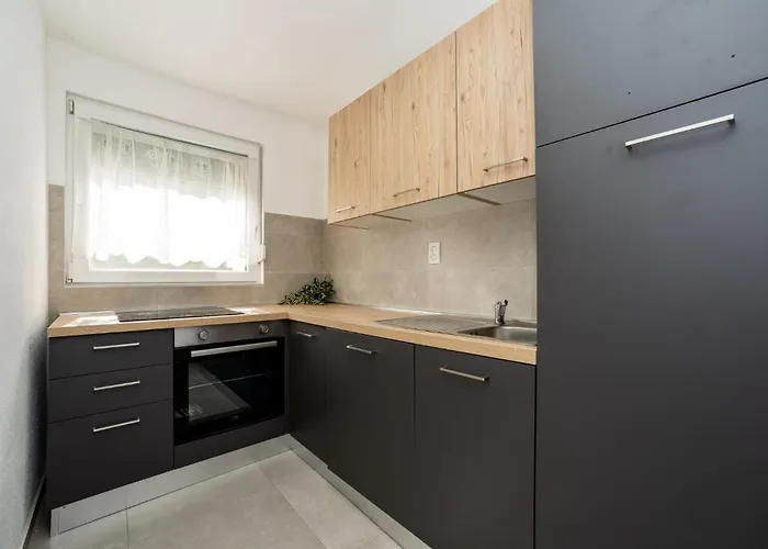 Ivanovi Dvori Vila *